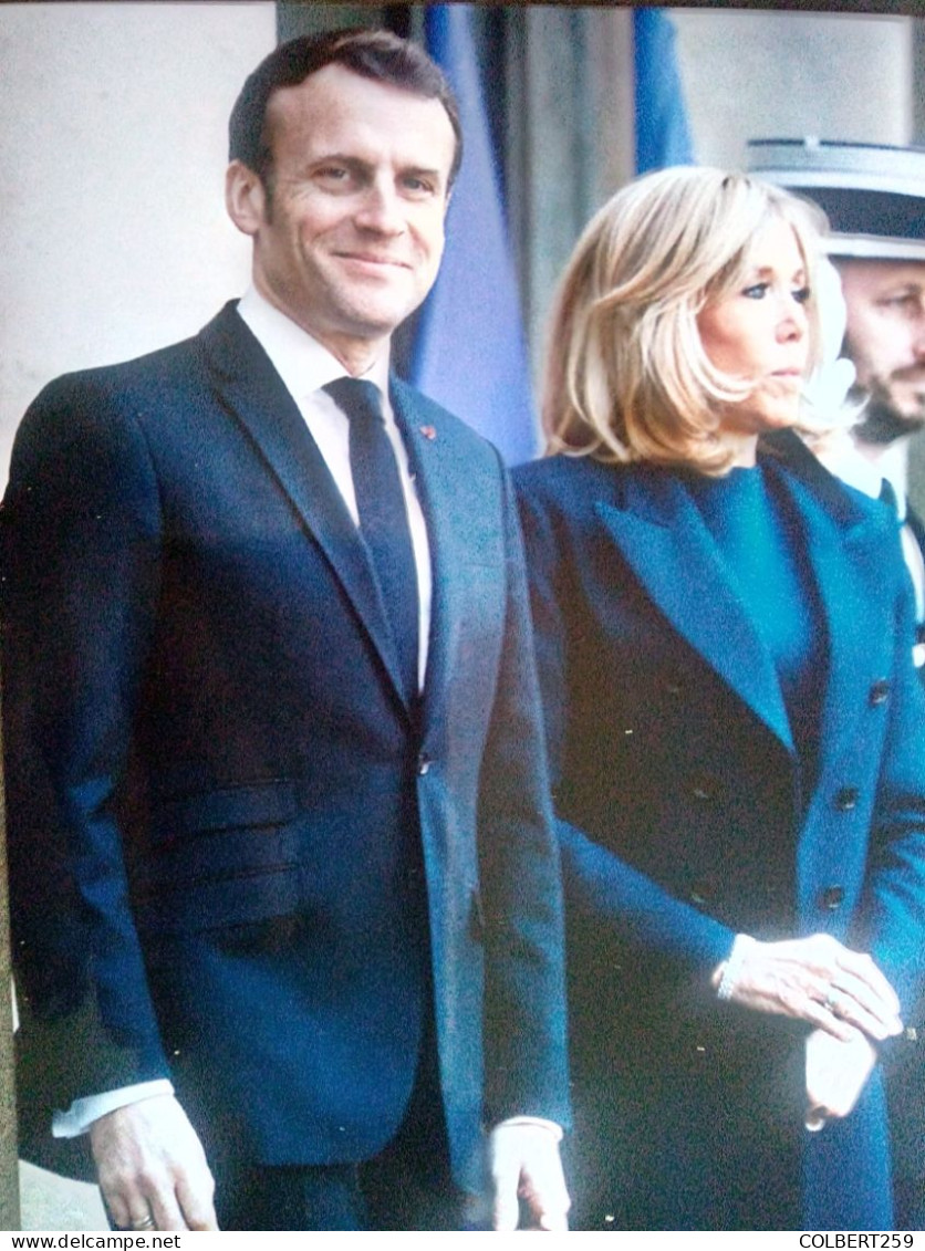 PHOTO De  BRIGITTE ET EMMANUEL MACRON.SUPERBE. - Zonder Classificatie