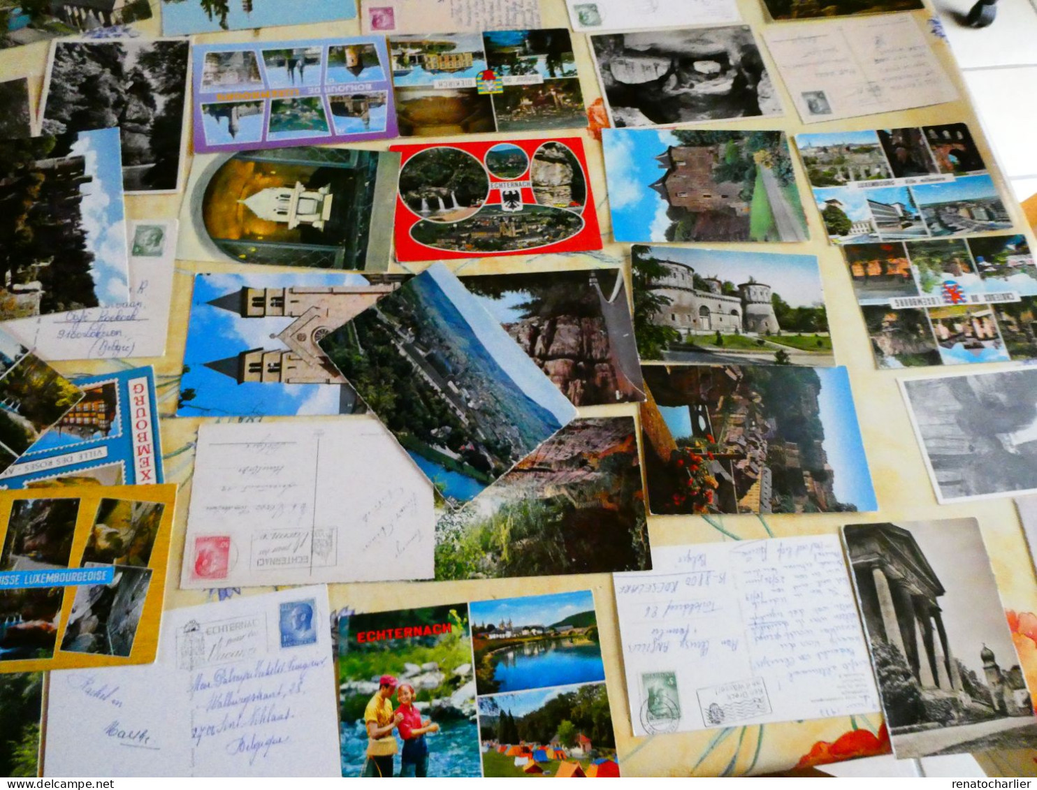 Lot De 100 Cartes Postales Du Luxembourg (neuves Et Ayant Circulé). - Collections & Lots