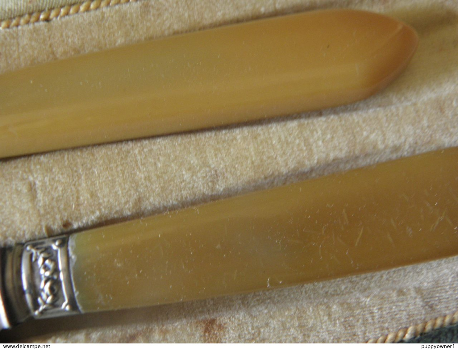 Antique Couteau Et  Fourchette En Boite Marseille - Cuchillos