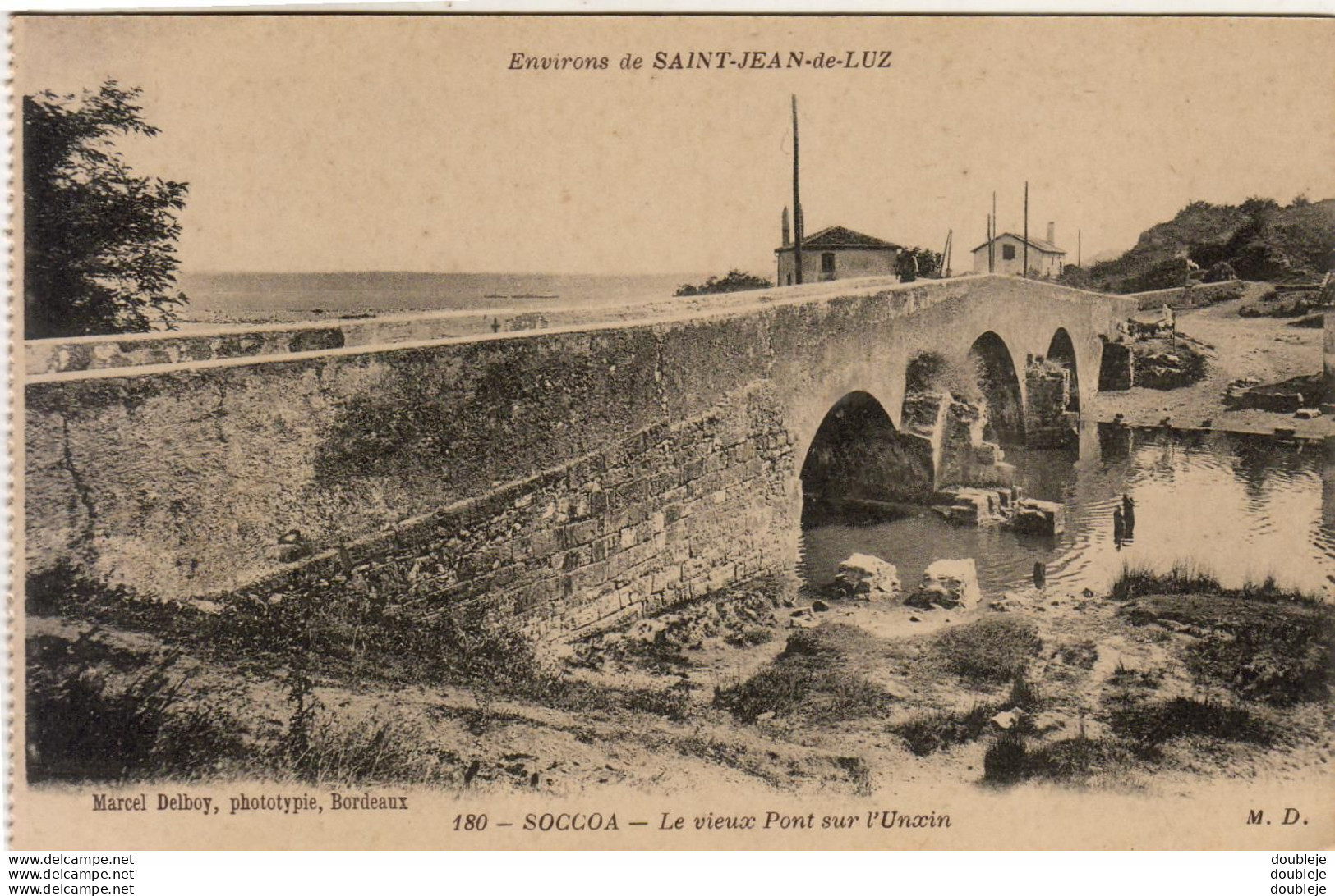 D64    SAINT JEAN DE LUZ  SOCOA  Le Vieux Pont Sur L'Unxin - Ciboure