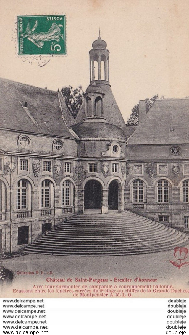 D77  Château De Saint Fargeau Escalier D'Honneur - Saint Fargeau Ponthierry