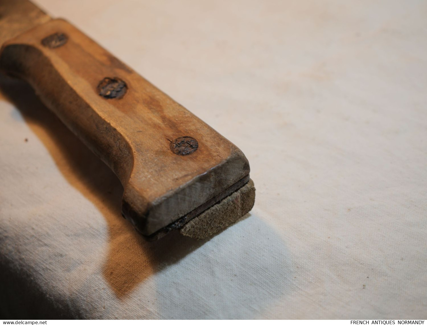 Machette militaire à identifier, sans doute US provenance terrain Normandie 1944   Provenance terrain garantie Normandie