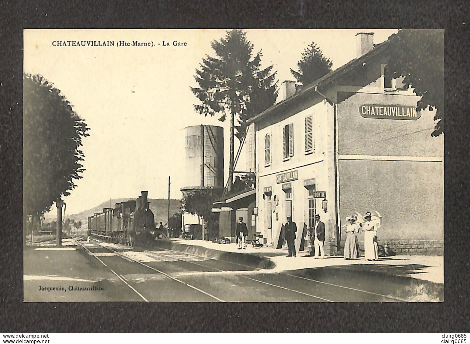 52 - CHATEAUVILLAIN - La Gare - Chateauvillain