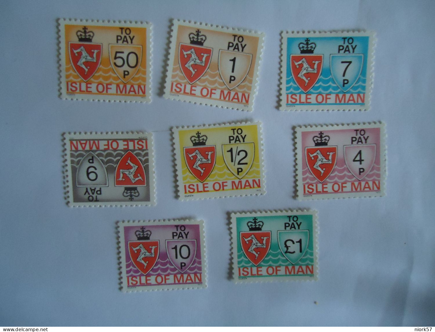 ISLE OF MAN   MNH  SET 8   ARMS  TO PAY - Man (Ile De)