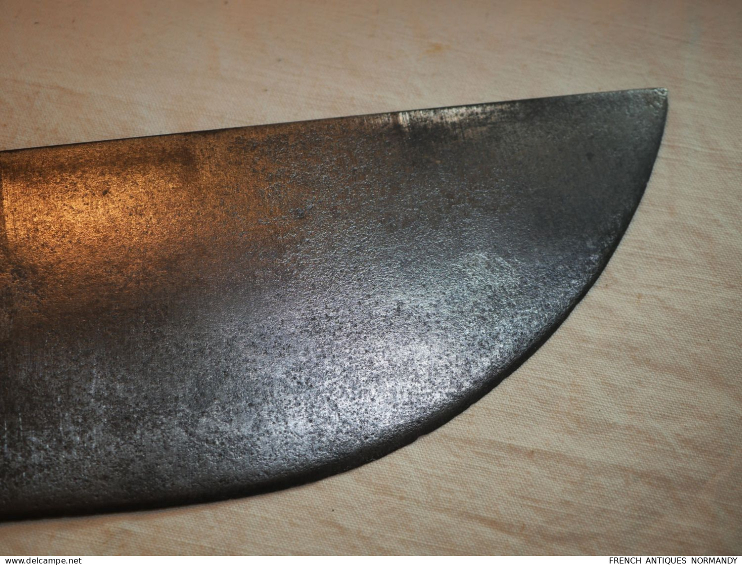 Couteau machette avec étui sans doute militaire - époque après guerre ou WWII   Longueur lame 39 cm