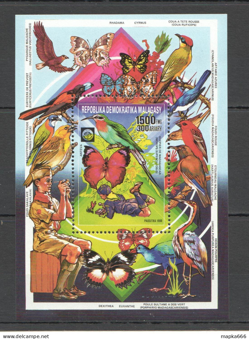 B0421 1988 Malagasy Madagascar Fauna Birds Butterflies Scouting Scouts Bl Mnh - Sonstige & Ohne Zuordnung