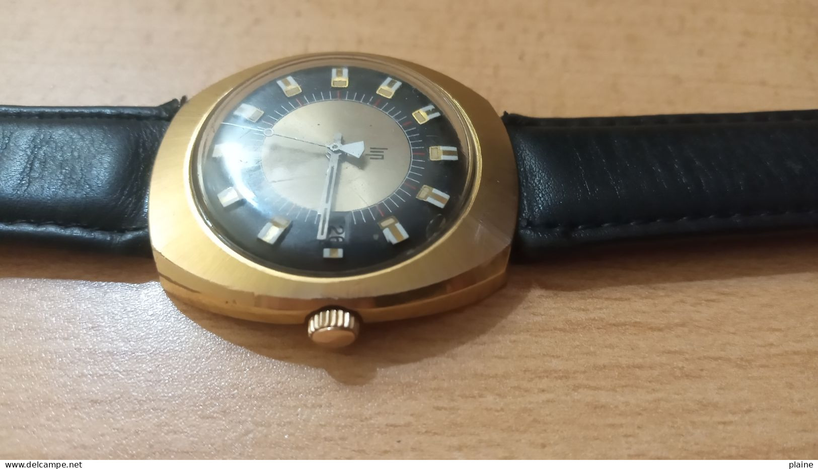 MONTRE MECANIQUE VINTAGE " LIP TONNEAU " - Montres Anciennes