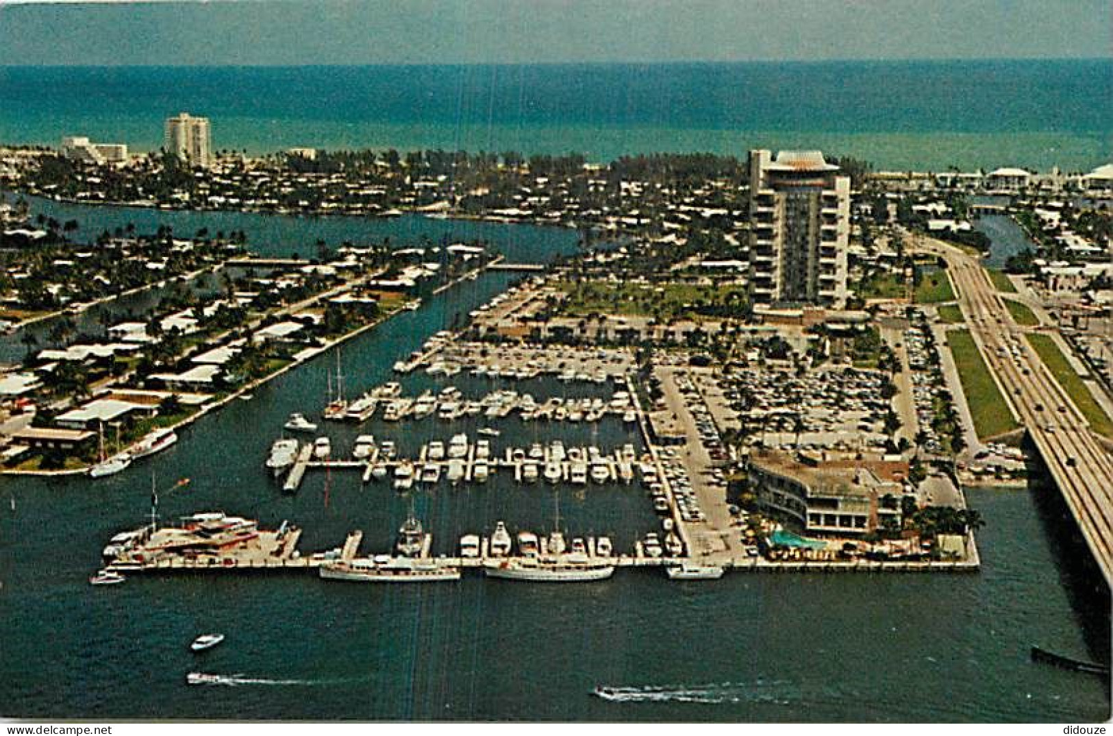 Etats Unis - Fort Lauderdale - 22 Acre Waterway Wonderland And The Area's Newest 17story Deluxe Hôtel 258 Balconied And  - Fort Lauderdale