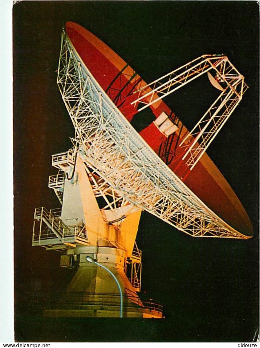 22 - Pleumeur-Bodou - Le Centre De Télécommunications Par Satellites - L'antenne P.B.2 Du Type Cassegrain - CPM - Voir S - Pleumeur-Bodou