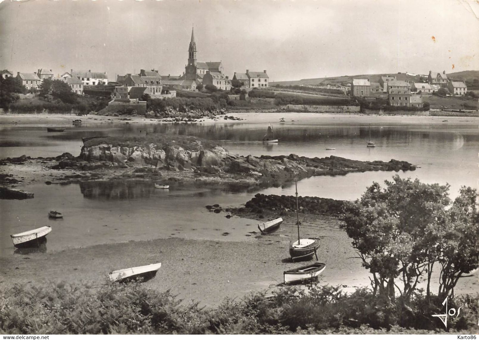 Ile De Batz * Le Port , La Plage Et Les Maisons Du Bourg - Ile-de-Batz