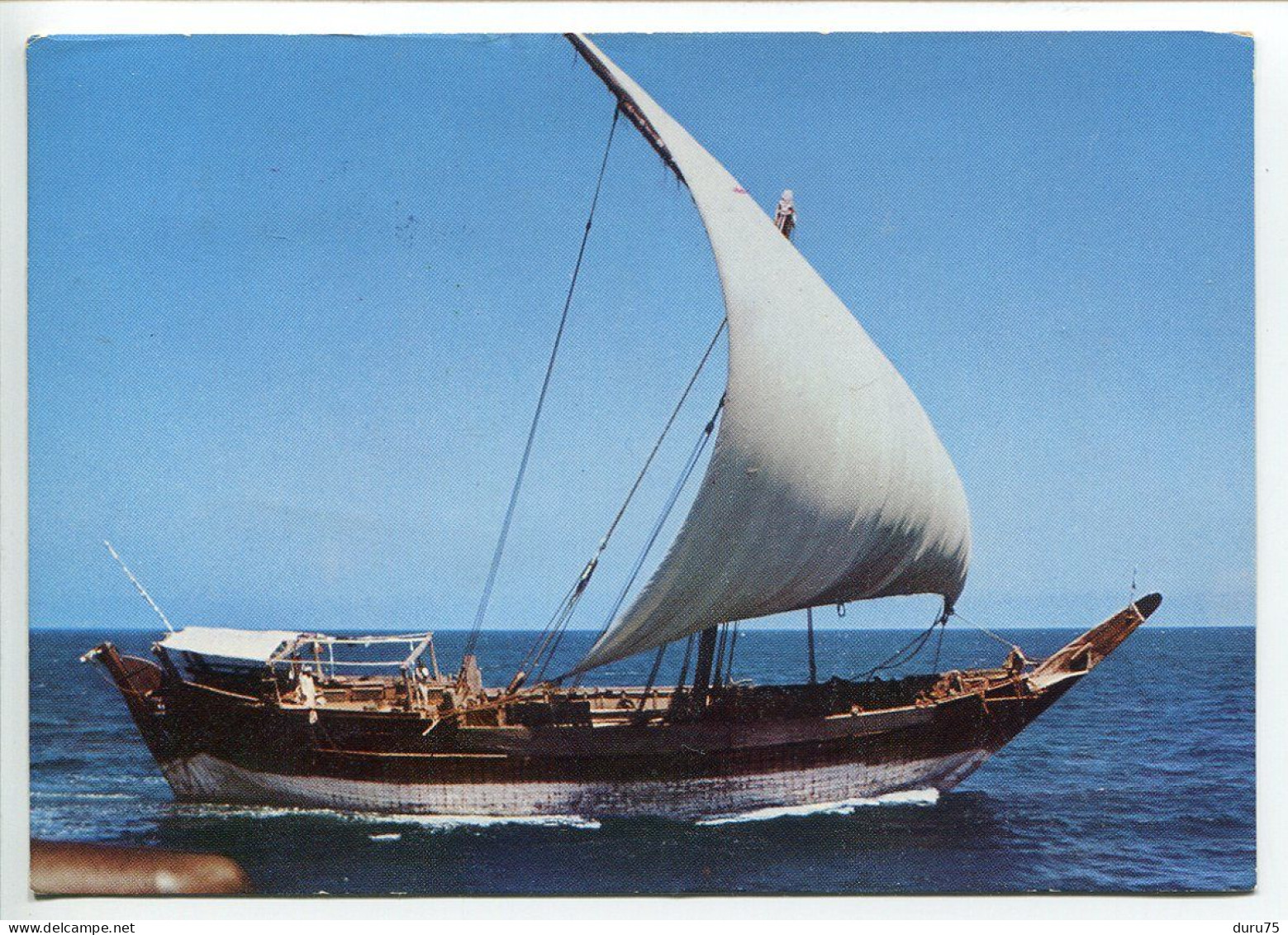 KENYA * CPM 10,20 X 14,60 Cm * ARAB DHOW ( Boutre Arabe Bateau Petit Voilier ) Voyagé Années 70 Depuis Le Kenya - Kenia