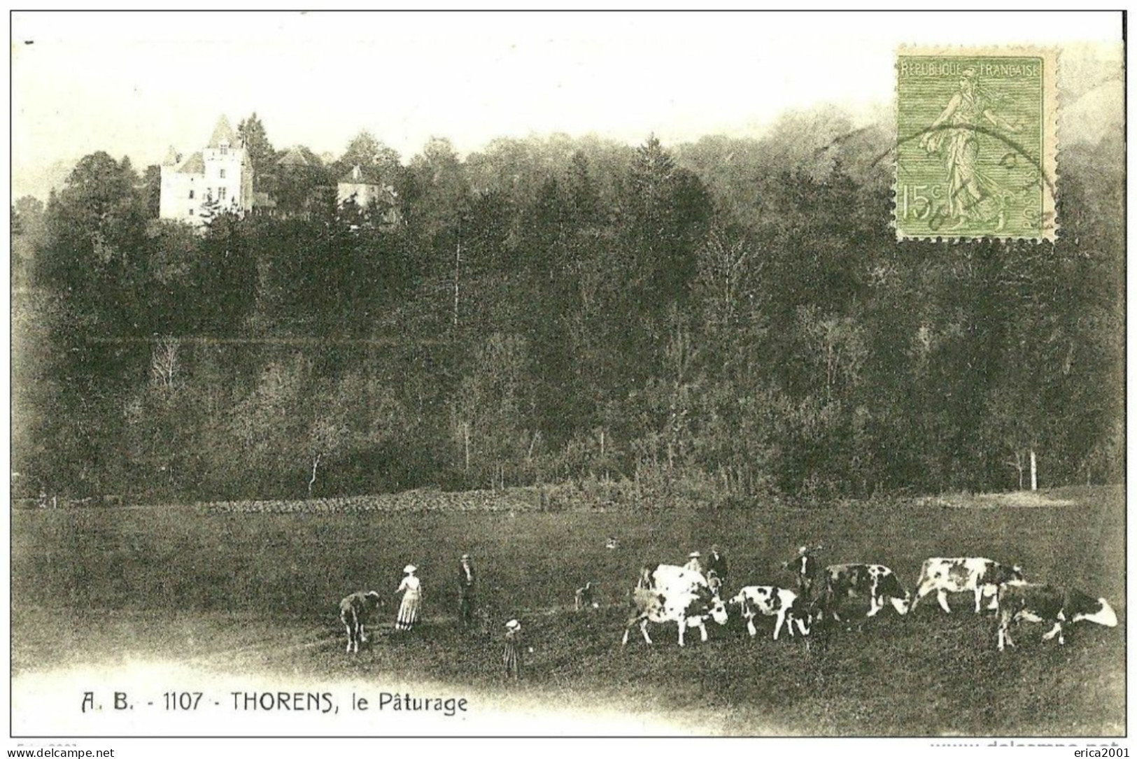 Thorens-Glières. Les Paturages Et Le Chateau De Thorens. - Thorens-Glières