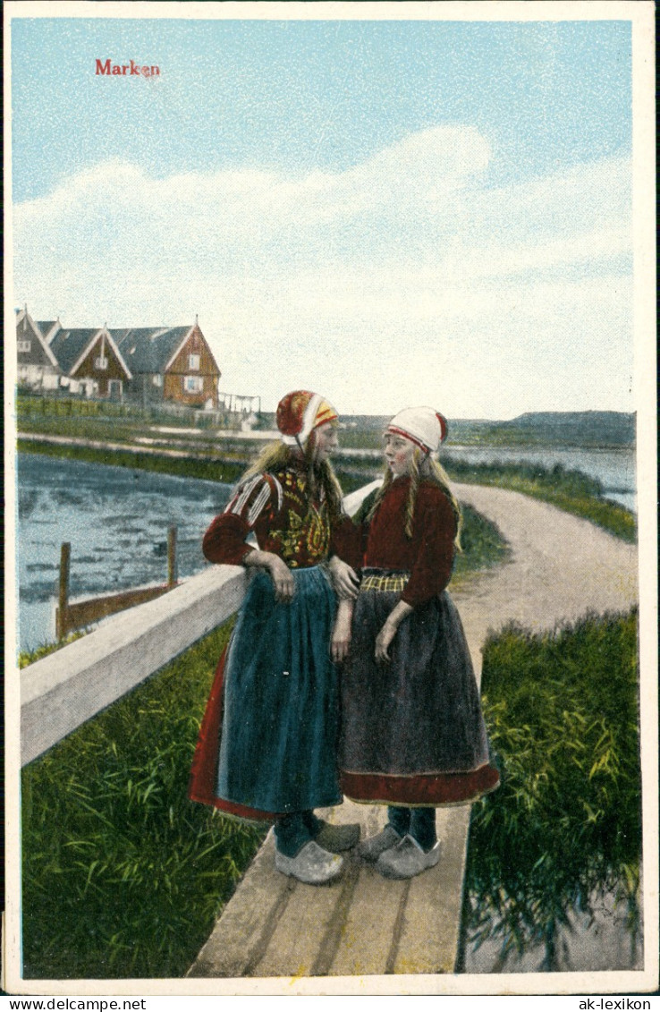 Postkaart Marken-Waterland Insel Marken - Mädchen An Der Stadt 1925 - Marken