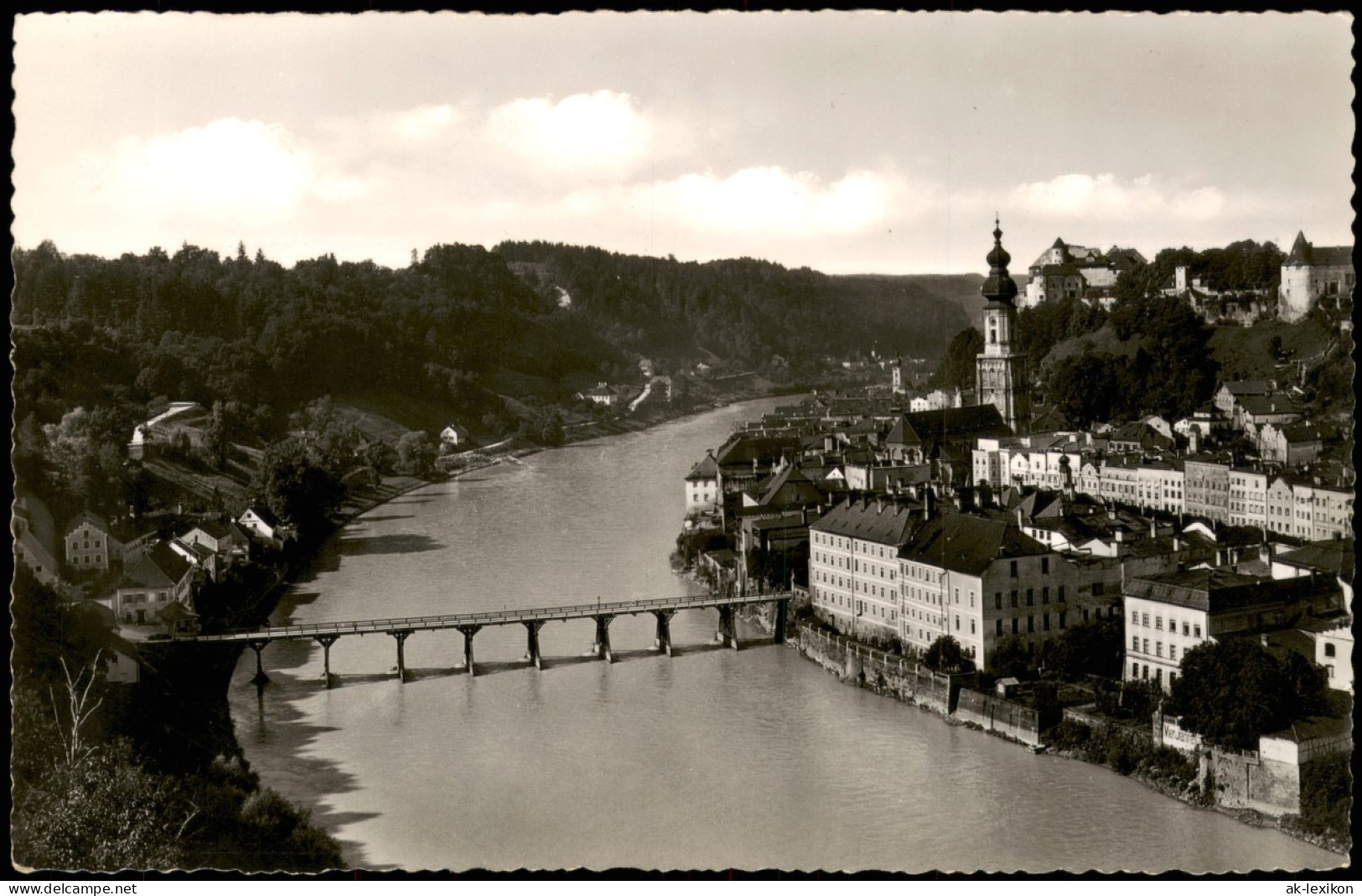 Ansichtskarte Burghausen Blick Auf Stadt Und Brücke 1963 - Burghausen