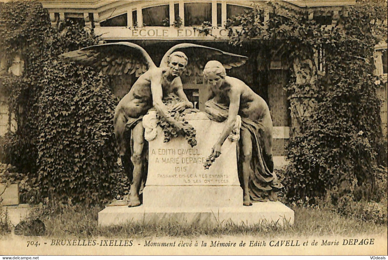 Belgique - Brussel - Bruxelles - Ixelles - Elsene - Monument élevé à La Mémoire De Edith Cavell Et De Marie Depage - Ixelles - Elsene