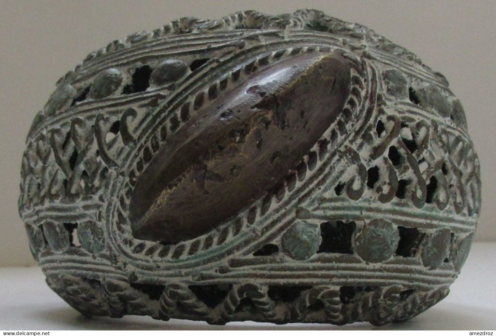 Afrique Occidentale Magnifique Pièce Relativement Rare Ancien Gros Bracelet En Bronze Fin, Vert De Gris (6) - Afrikaanse Kunst