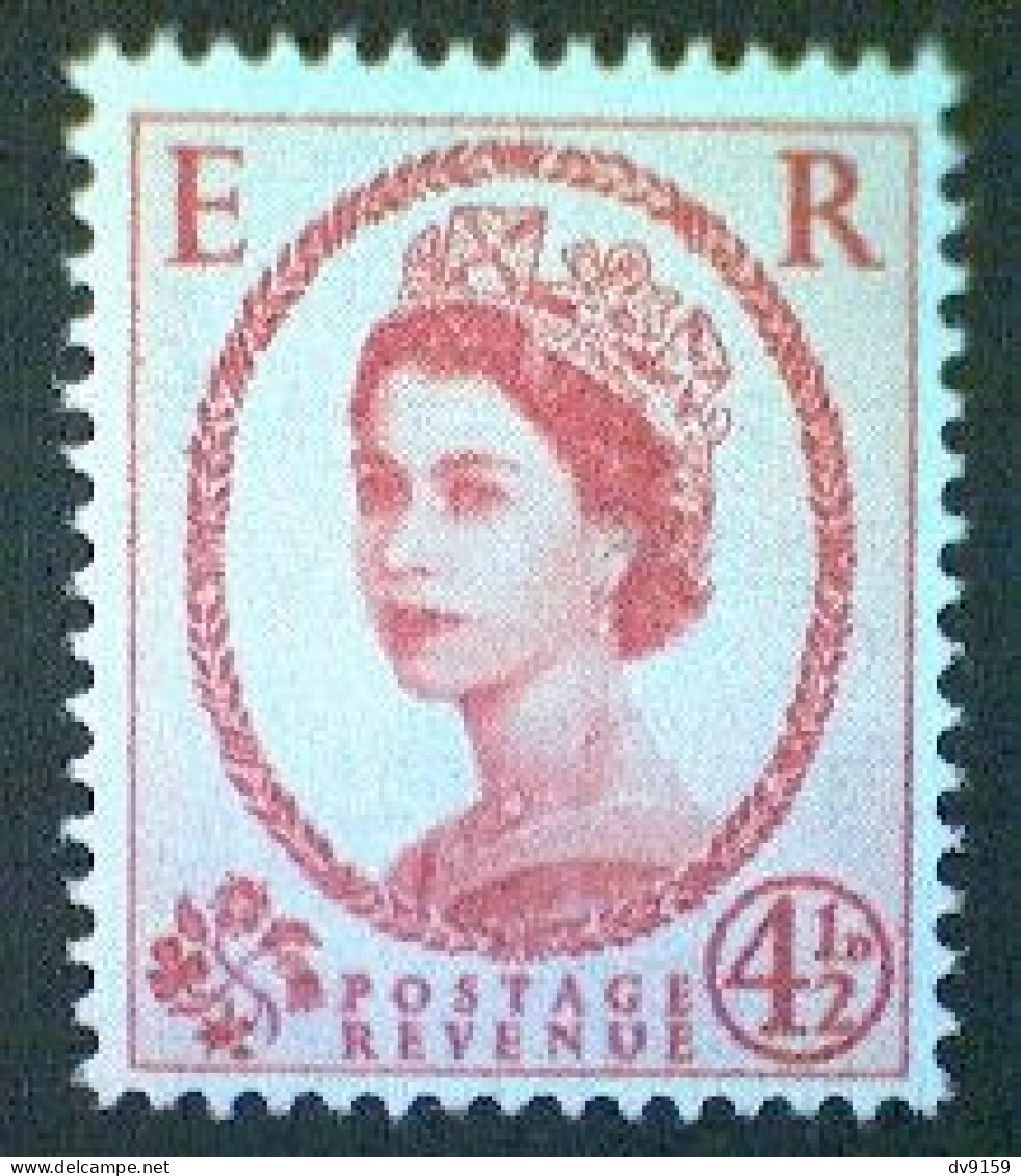 Great Britain, Scott #360, Mint(*) NH, 1959, Wilding: Queen Elizabeth II, 4½d, Henna Brown - Used Stamps