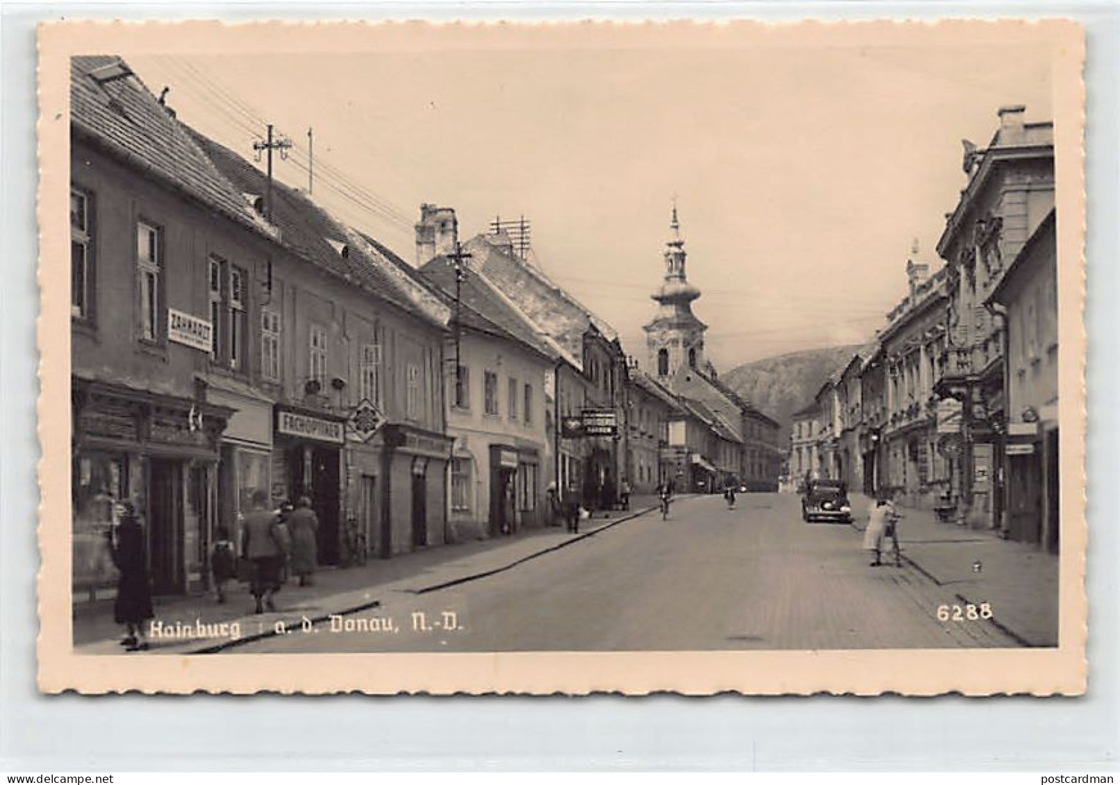 Österreich - Hainburg (NÖ) Einkaufsstraße - Zahnartz - Fachoptiker - Drogerie - Hainburg