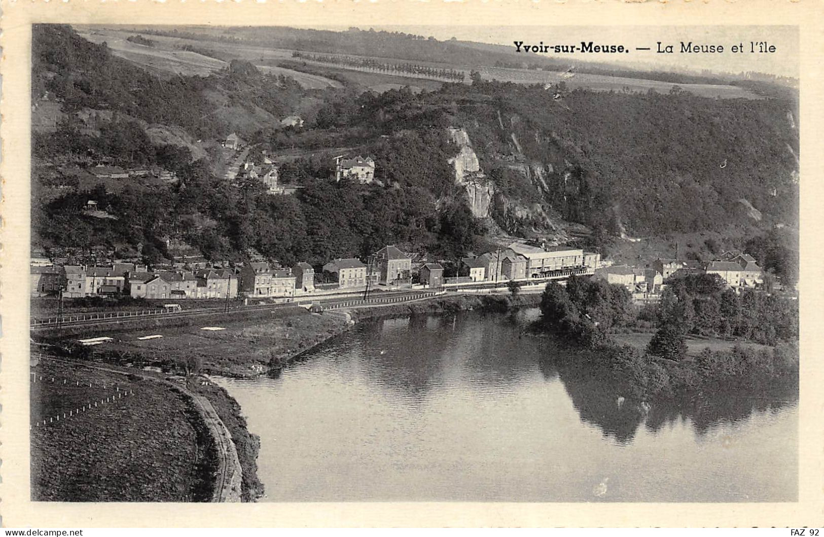 Yvoir S/Meuse - La Meuse Et L'Île - Yvoir