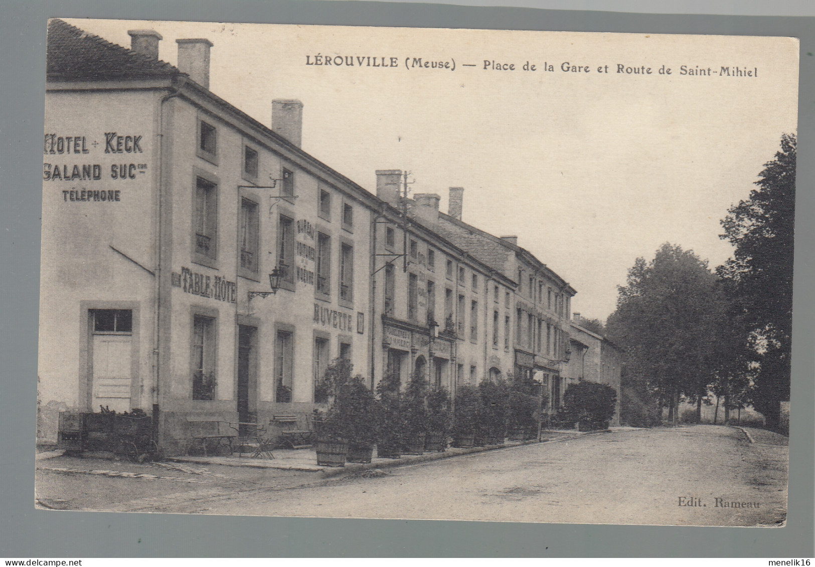 CP - 55 - Lérouville - Place De La Gare Et Route De St-Mihiel - Lerouville