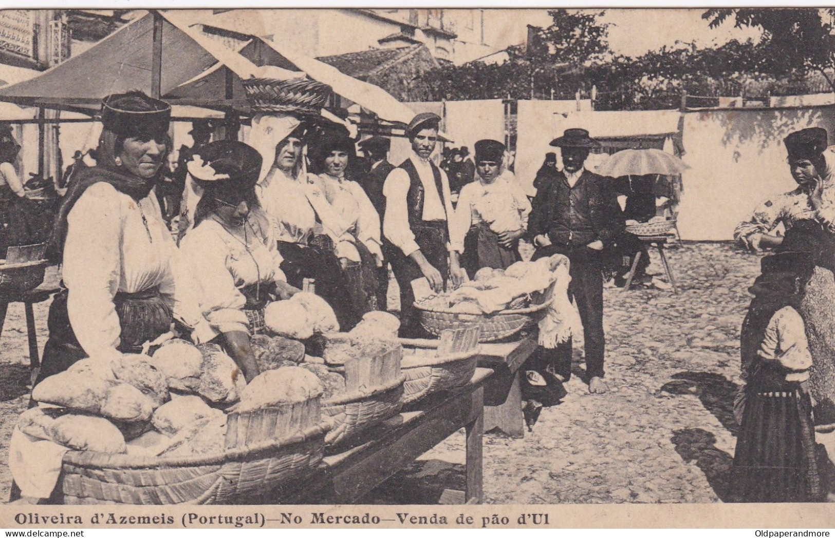 POSTCARD PORTUGAL - OLIVEIRA DE AZEMEIS - MERCADO - VENDA DE PÃO - Aveiro