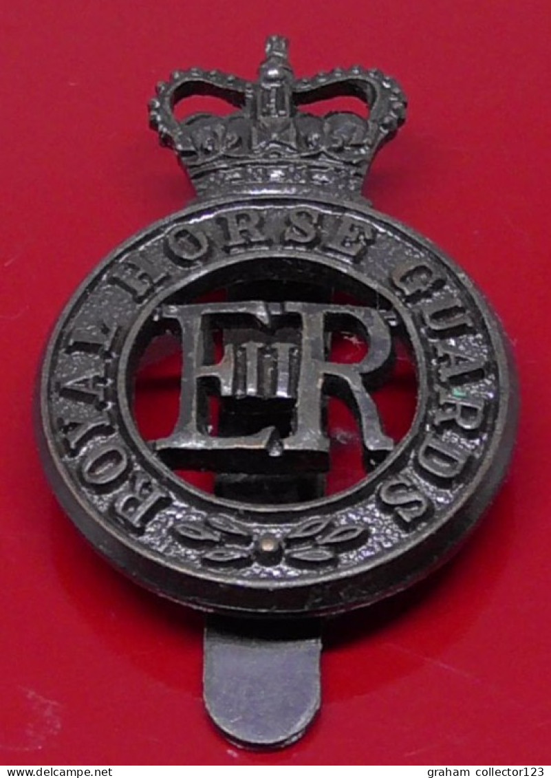 Royal Horse Guards Regiment Modern Metal Cap Badge British Army Queens Crown ERII - Army