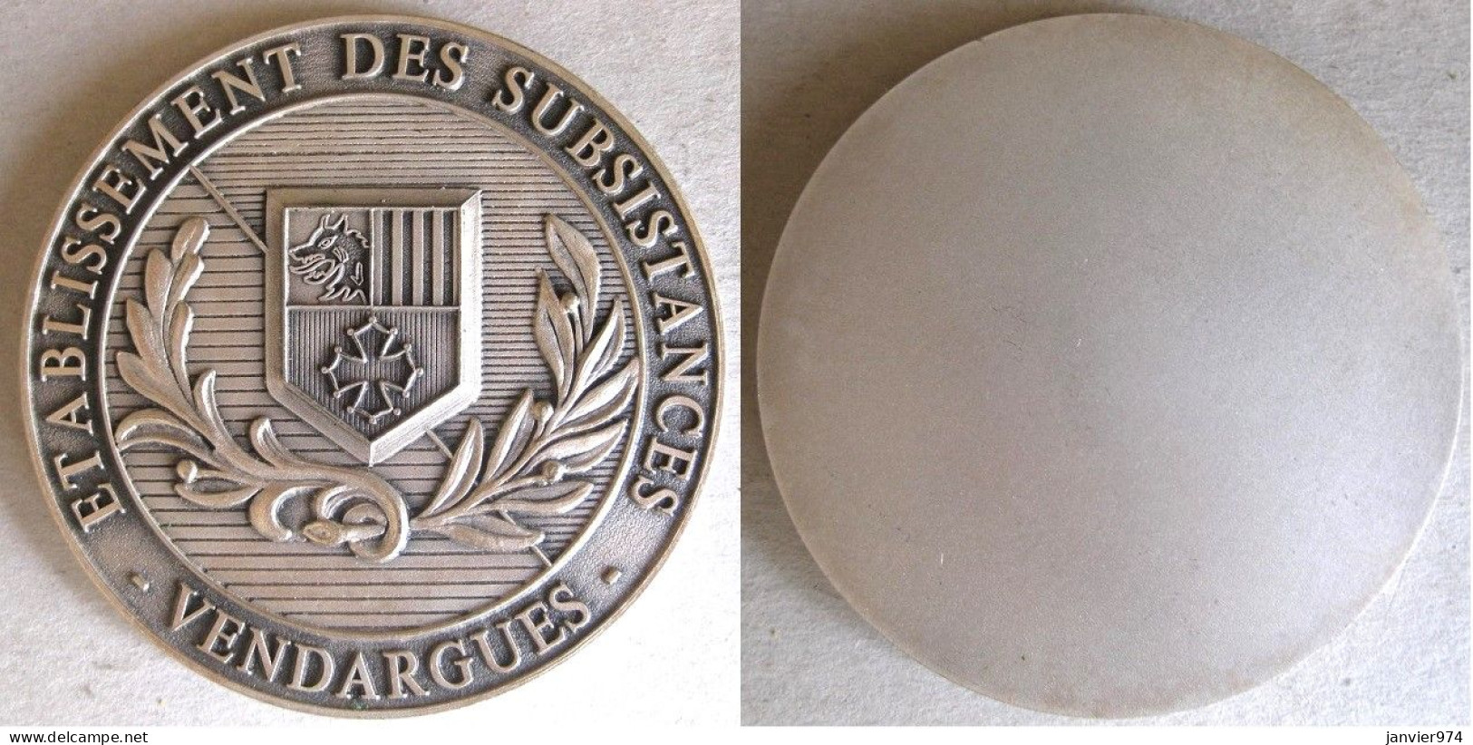 Médaille En Bronze Argentée  Établissement Des Substances Militaires Vendargues Hérault - Autres & Non Classés