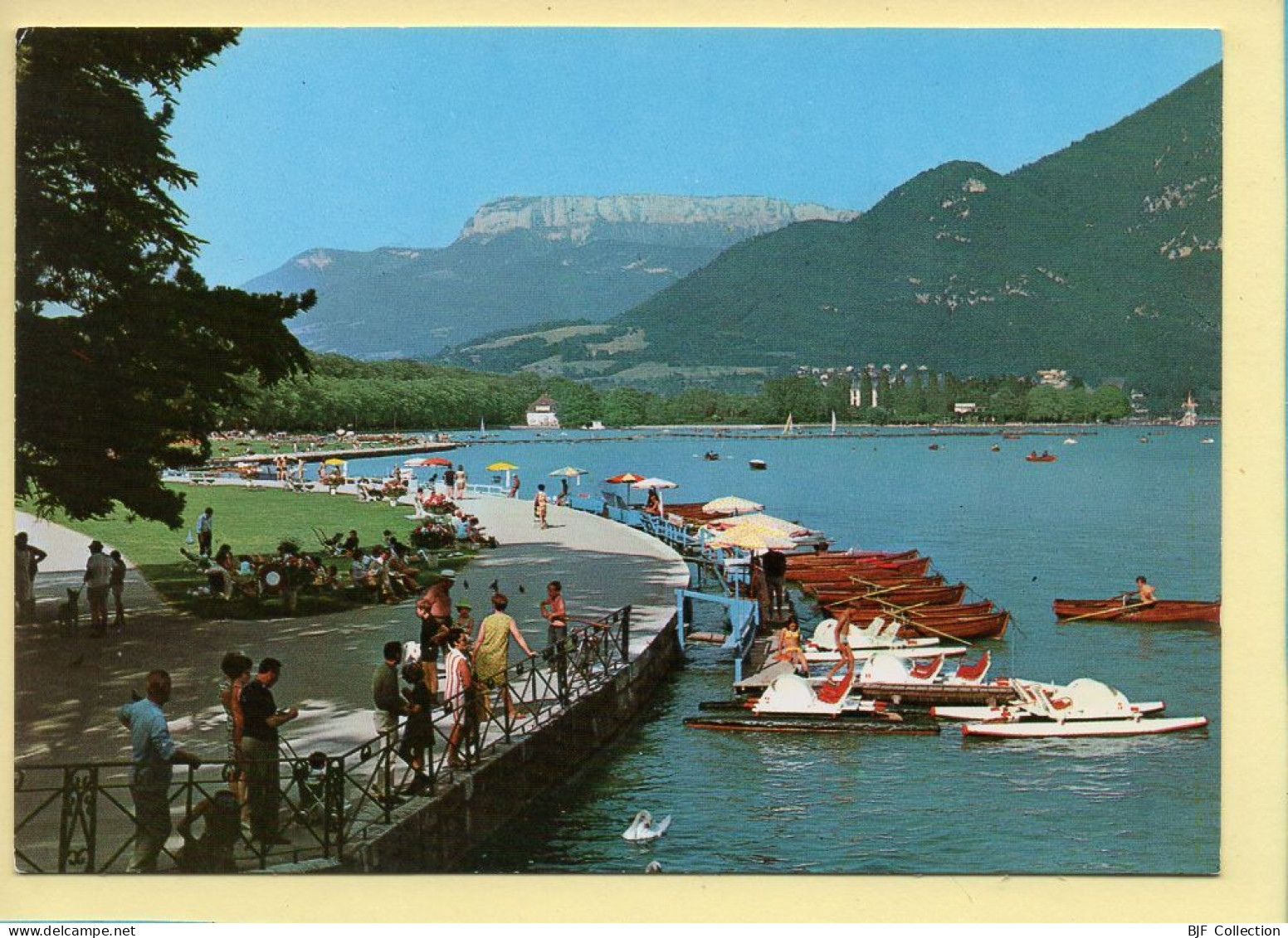 74. ANNECY – Promenade Au Bord Du Lac / Le Parmelan / Pédalos (animée) - Annecy-le-Vieux