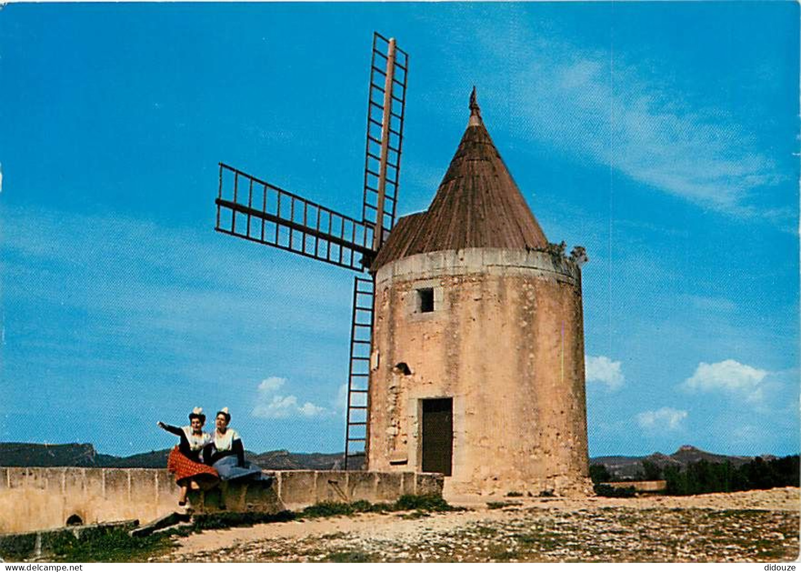 Moulin à Vent - CPM - Voir Scans Recto-Verso - Windmills