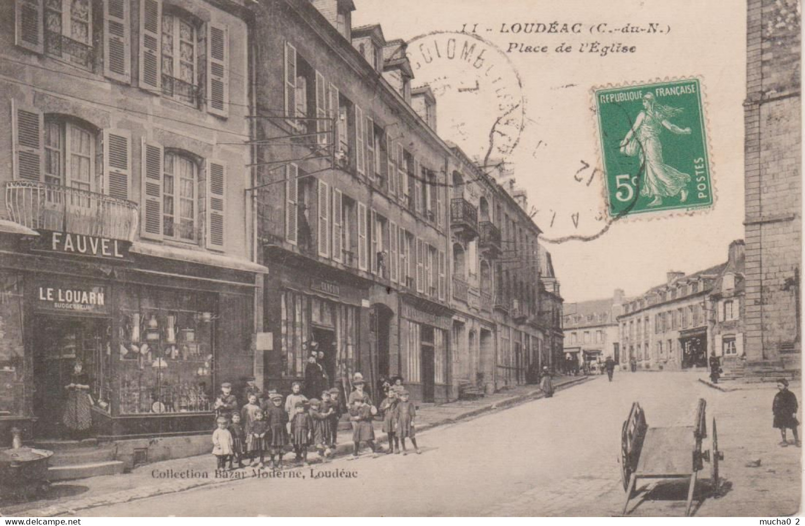 22 - LOUDEAC - PLACE DE L'EGLISE - Loudéac