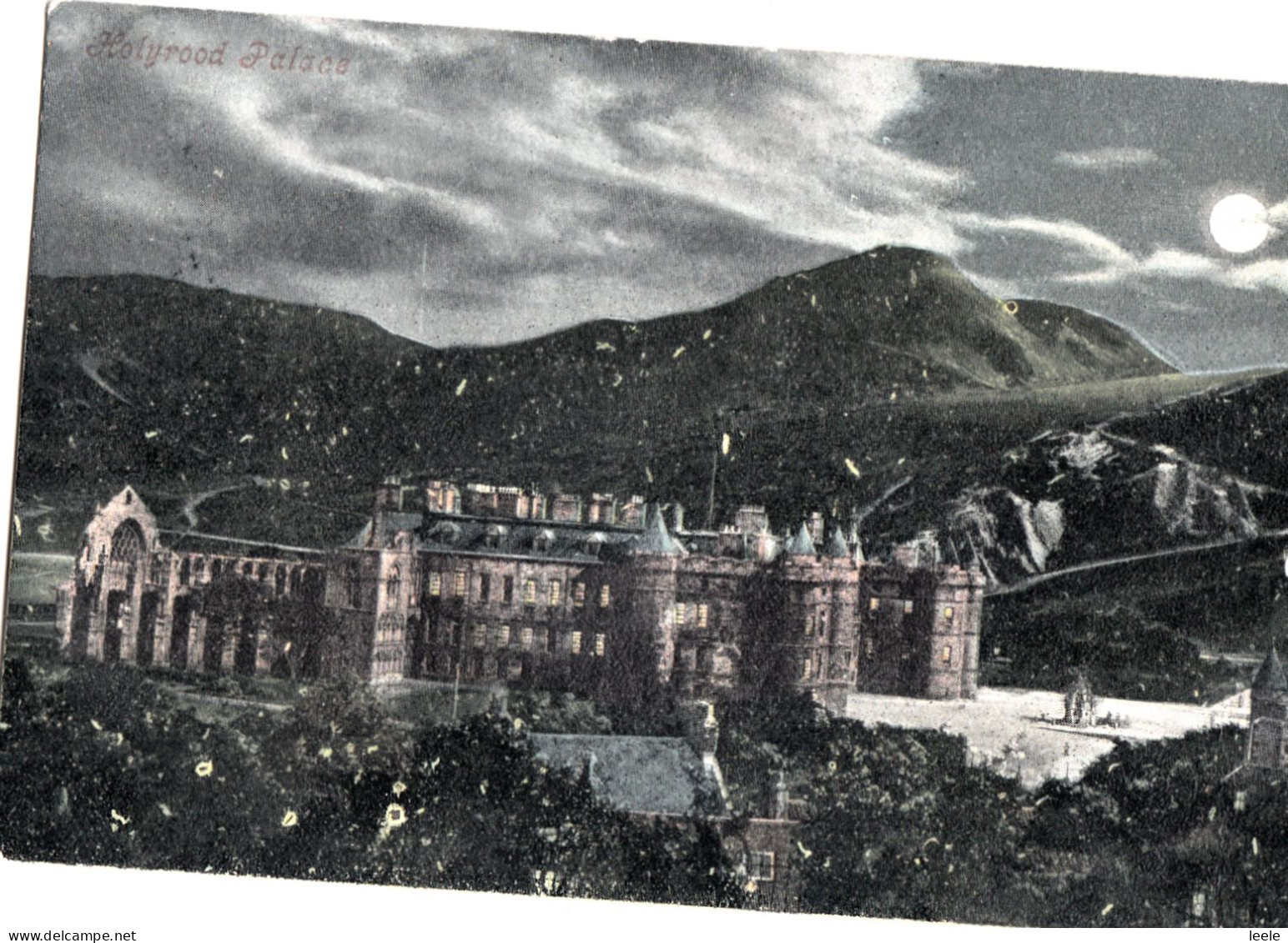 DB32. Antique Postcard.   Holyrood Palace At Night.  Edinburgh. - Midlothian/ Edinburgh