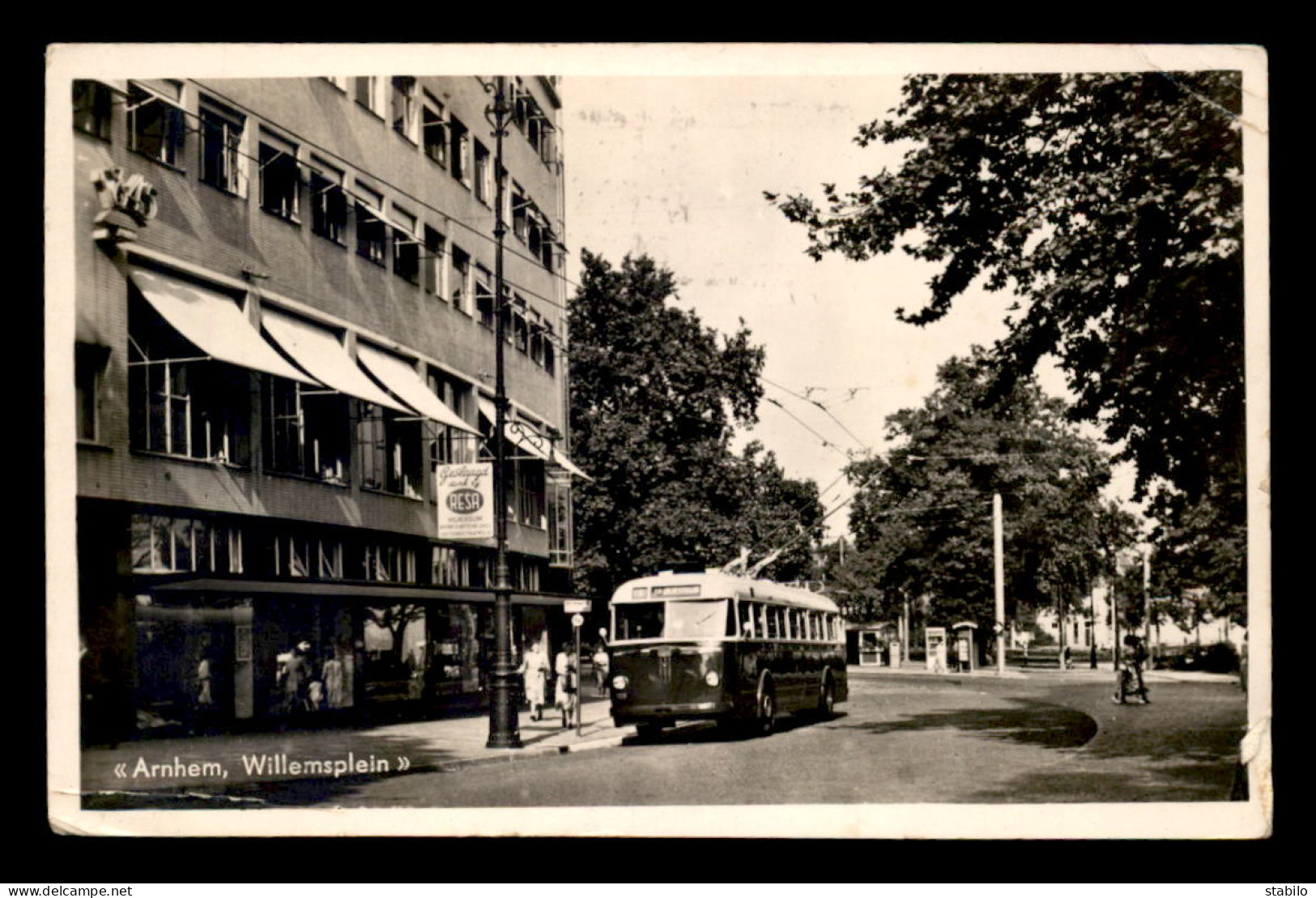 PAYS-BAS - ARNHEM - WILLEMSPLEIN - TROLLEYBUS - Arnhem