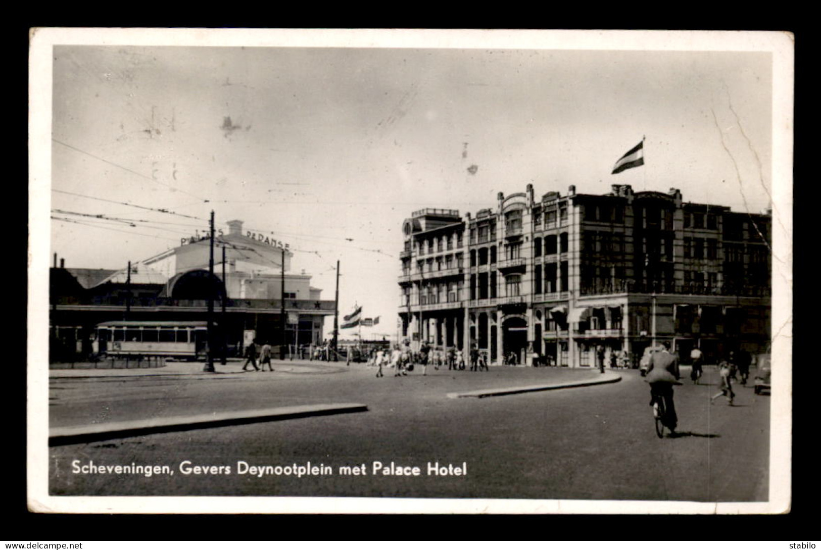 PAYS-BAS - SCHEVENINGEN - GEVERS DEYNOOTPLEIN MET PALACE HOTEL - Scheveningen