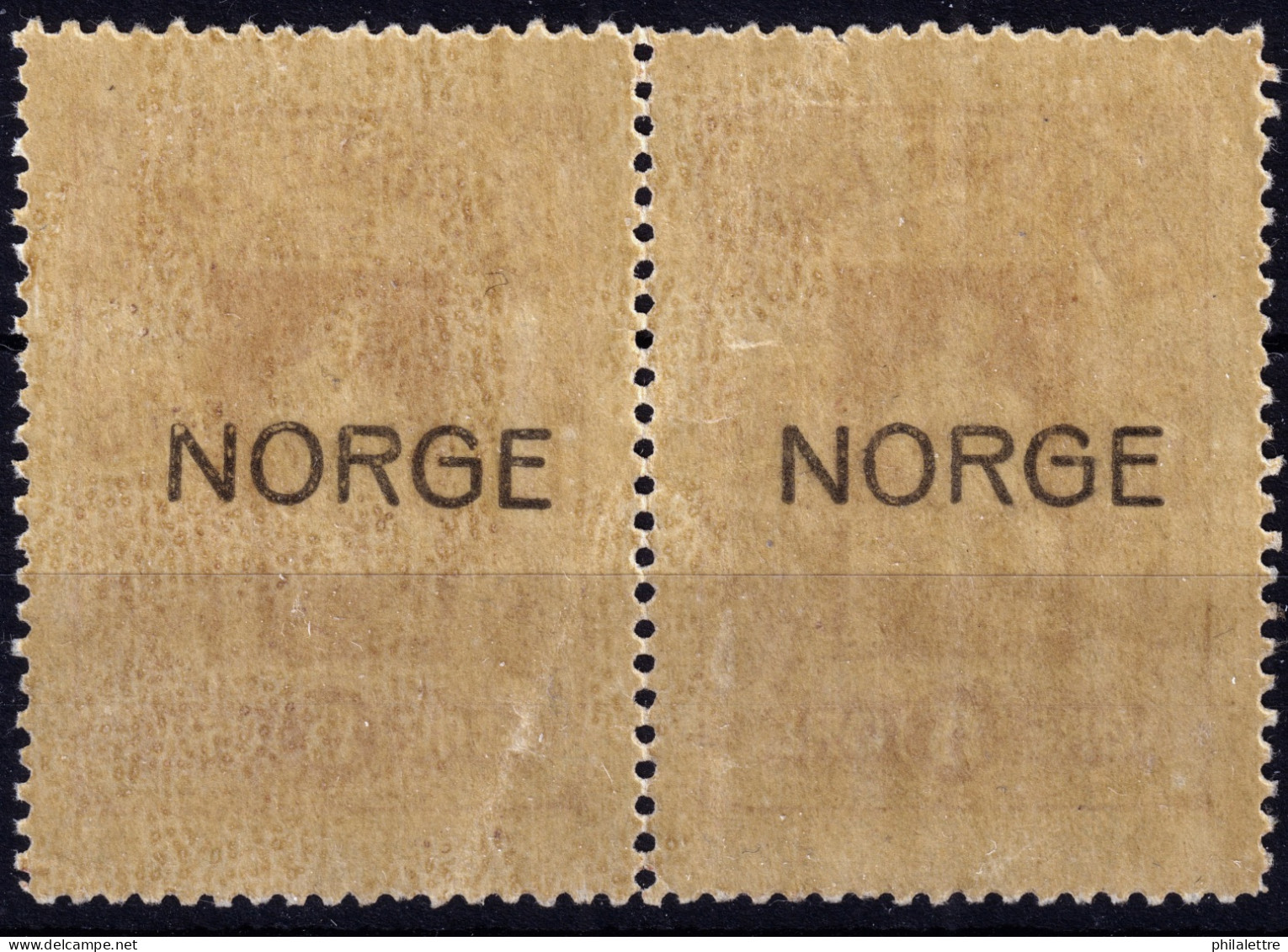 DANEMARK / DENMARK - Christmas 1918 - Pair 5øre "BELGISKE BØRN" (Belgian Children) Charity Stamp (marked NORGE On Gum) - Weihnachten