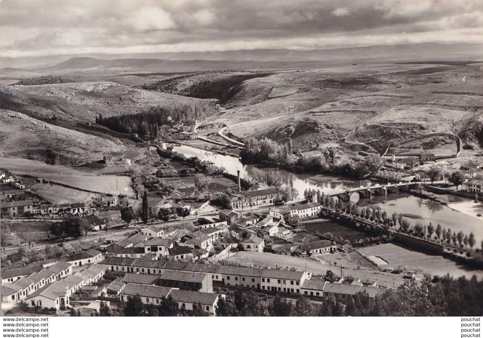 Y16- SORIA - VISTA PARCIAL  Y RIO  DUERO - ( OBLITERATION DE 1962 - 2 SCANS ) - Soria