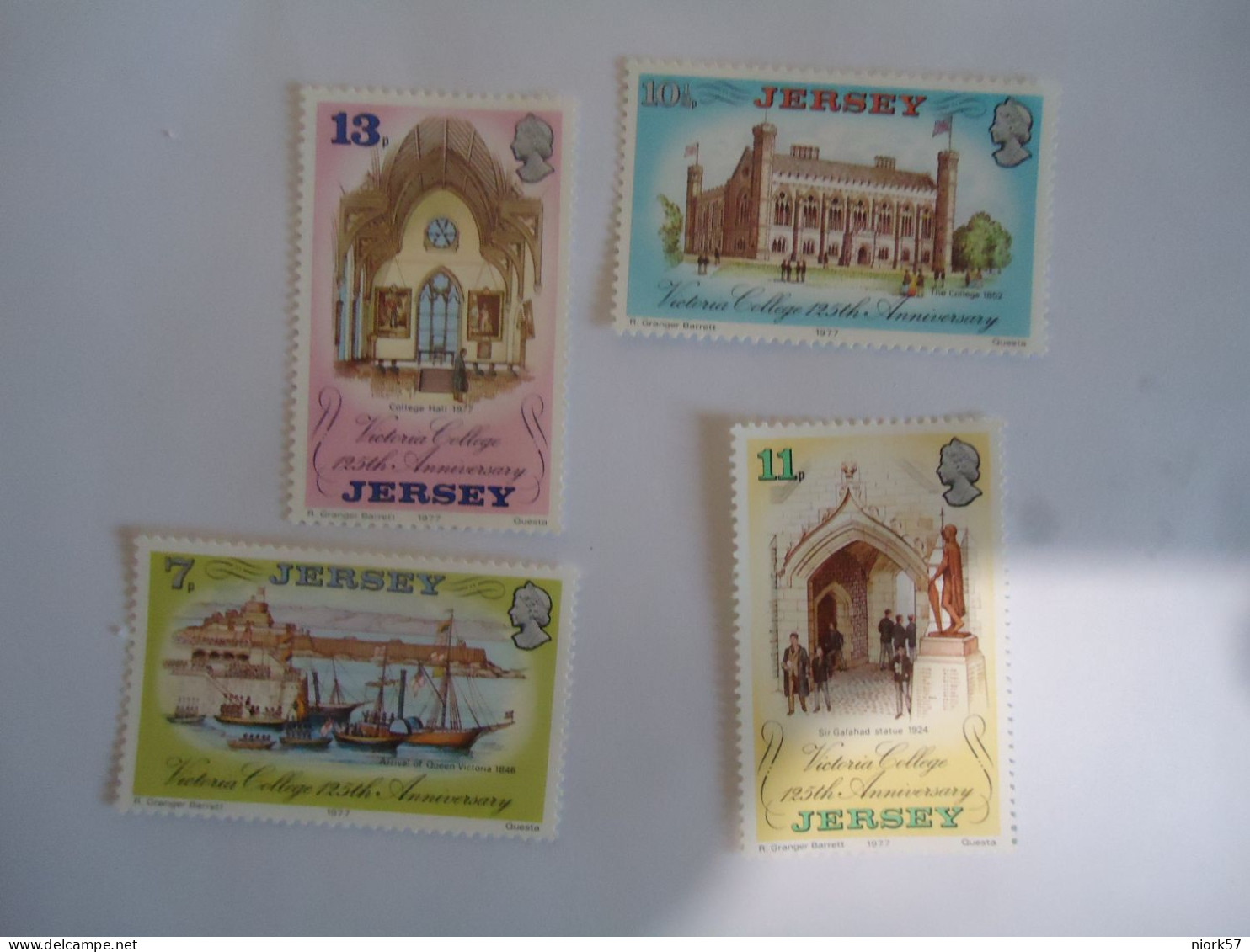 JERSEY MNH  4 STAMPS MONUMENTS SHIPS - Monumenti