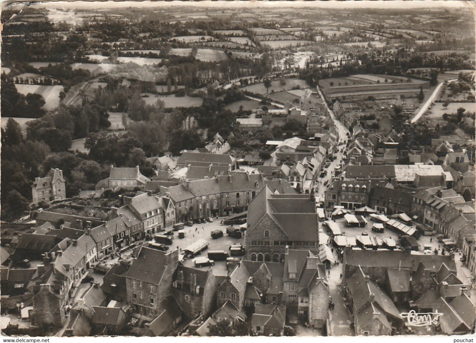 Q5-22) CALLAC (COTES DU NORD) PLACE DE LA MAIRIE - VUE AERIENNE -  (OBLITERATION DE  1958 - 2 SCANS) - Callac