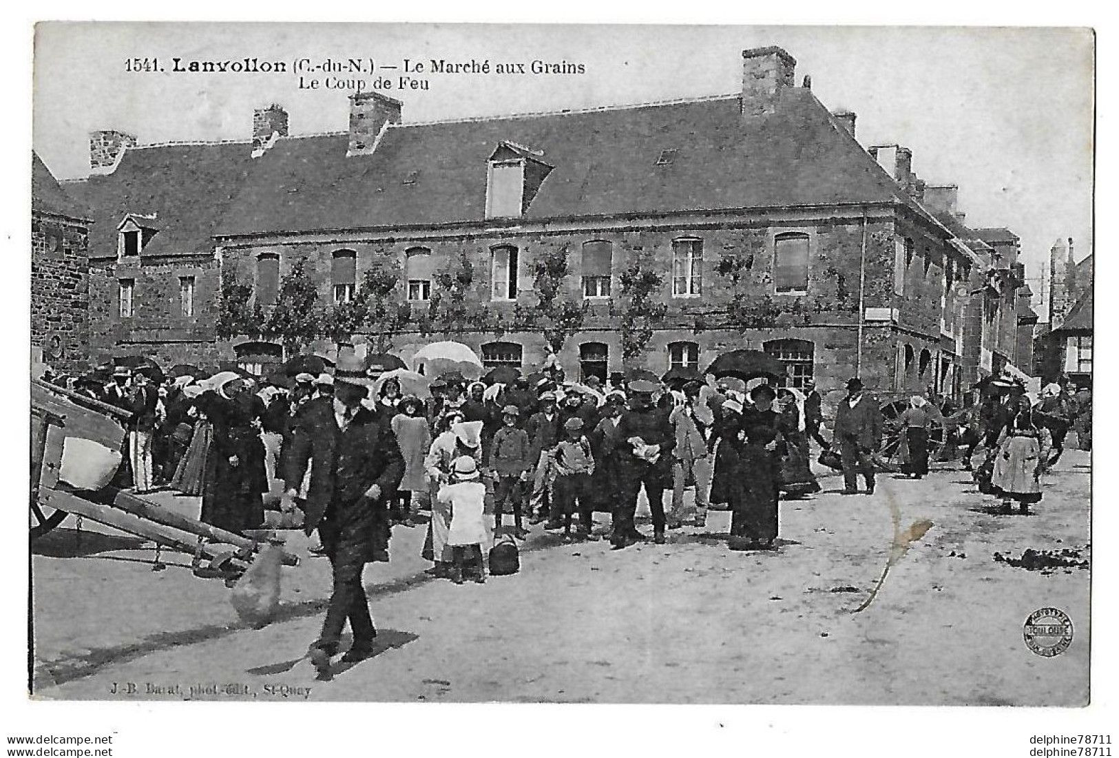 LANVOLLON  Le Marché Aux Grains - Lanvollon