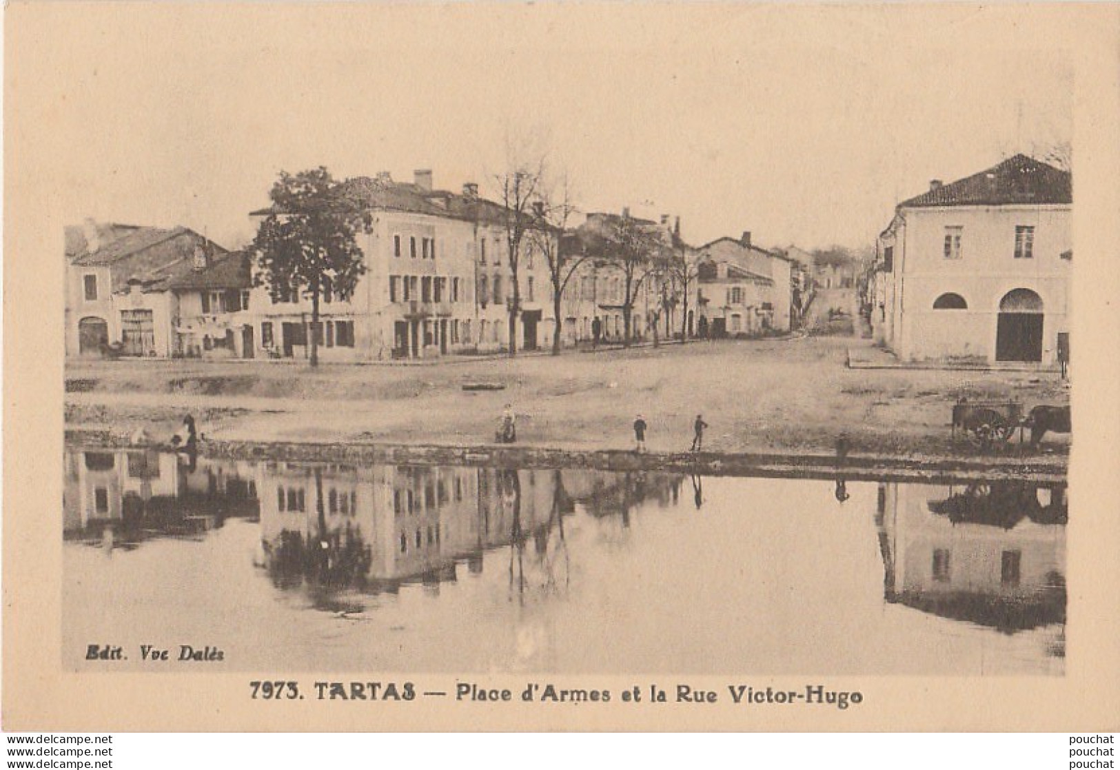 G22-40) TARTAS (LANDES)  PLACE D'ARMES ET RUE VICTOR HUGO  - 2 SCANS) - Tartas