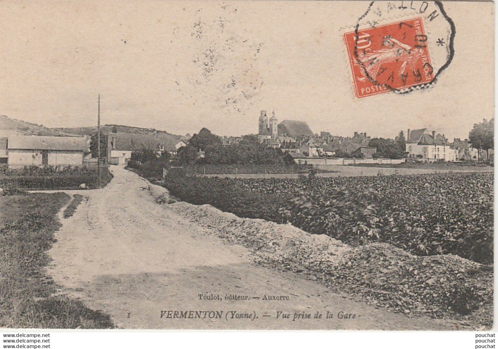 I23- 89) VERMENTON (YONNE) VUE PRISE DE LA GARE  - Vermenton