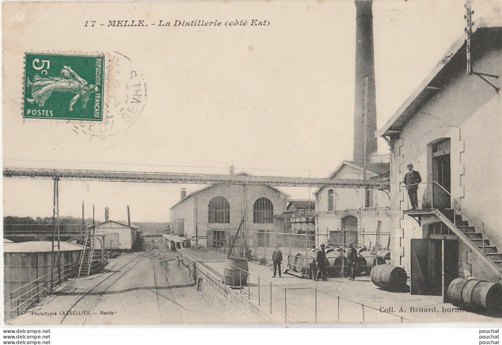 J20- 79) MELLE - LA  DISTILLERIE (COTE EST) - (ANIMEE) - Melle