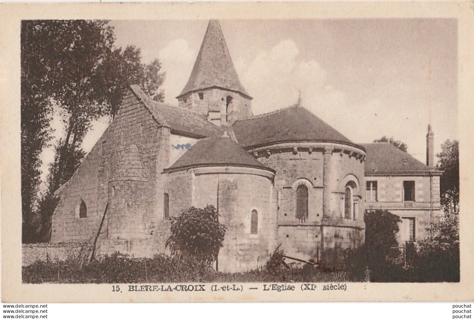 K7- 37) BLERE LA CROIX (INDRE ET LOIRE) L'EGLISE (XI° SIECLE) - (2 SCANS) - Bléré