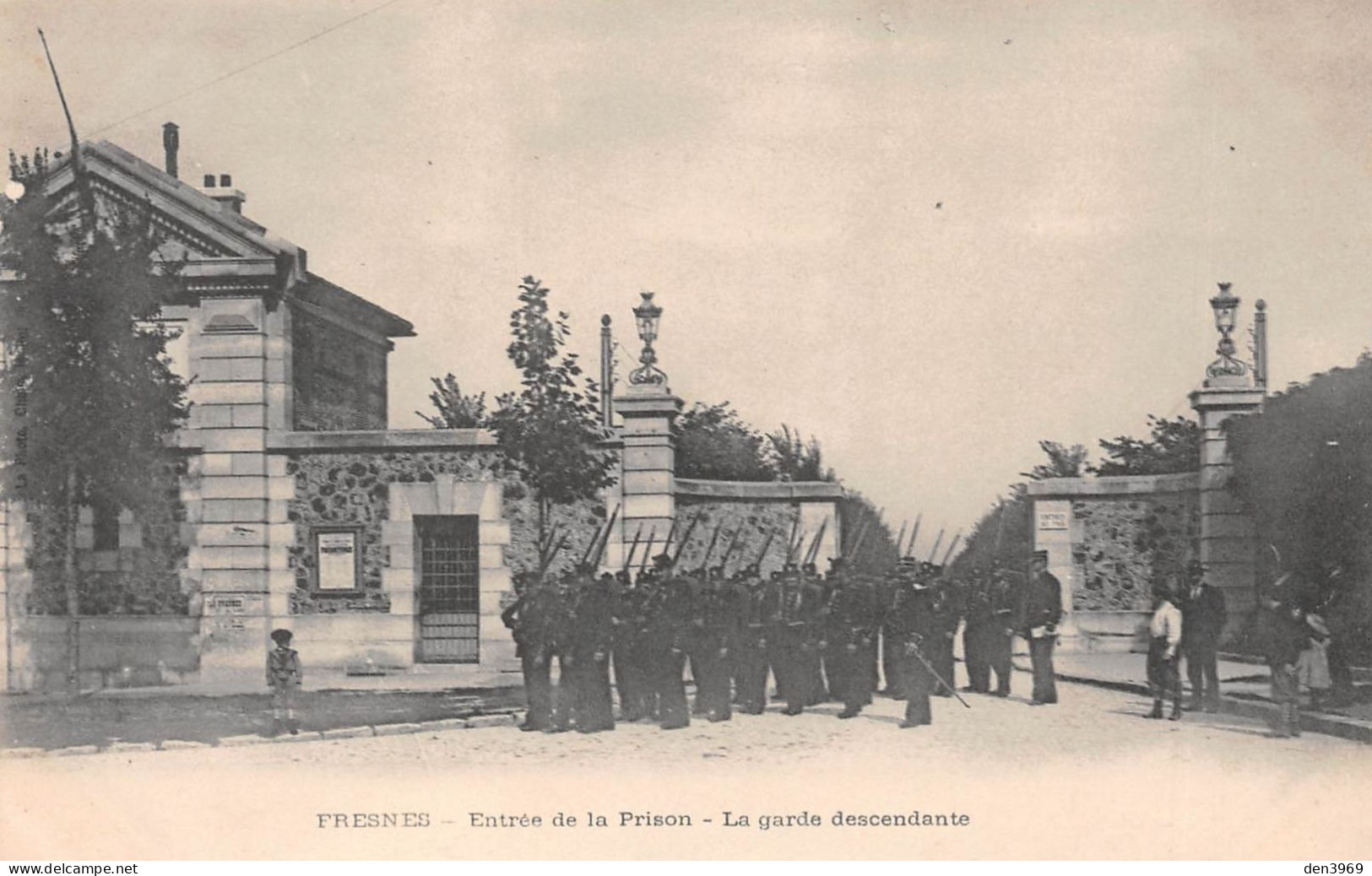 FRESNES (Val-de-Marne) - Entrée De La Prison - La Garde Descendante - Fresnes