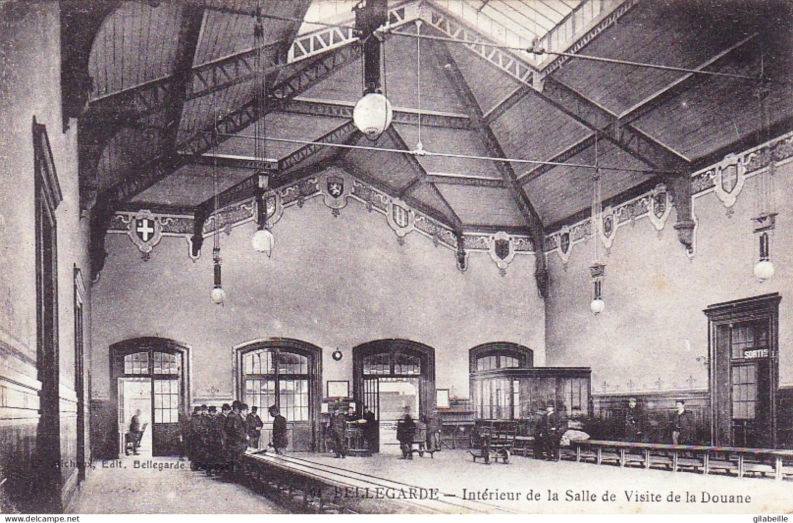 01 - BELLEGARDE Sur VALSERINE -interieur De La Salle De Visite De La Douane - Bellegarde-sur-Valserine