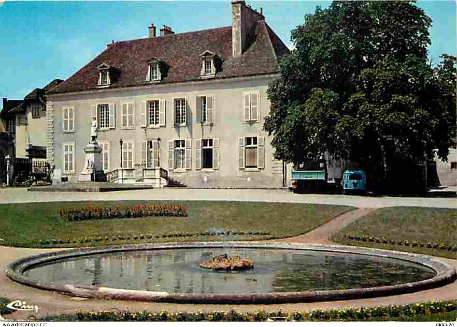 21 - Nuits Saint Georges - Hotel De Ville - Jardin Anglais - Fleurs - Automobiles - Flamme Postale - CPM - Voir Scans Re - Nuits Saint Georges