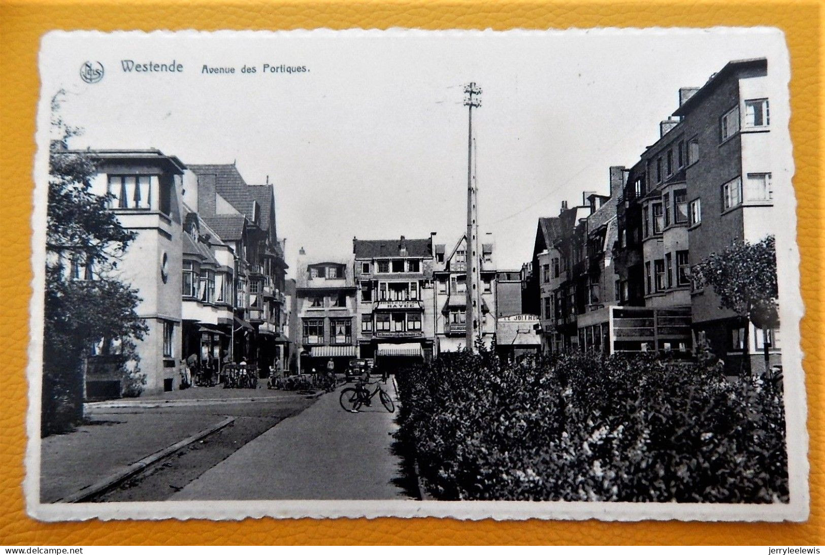 WESTENDE  -  Portiekenlaan  - Avenue Des Portiques - Westende