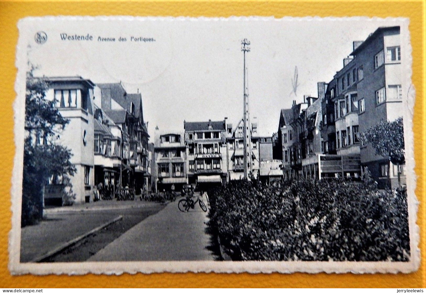 WESTENDE  -  Portiekenlaan  - Avenue Des Portiques - Westende