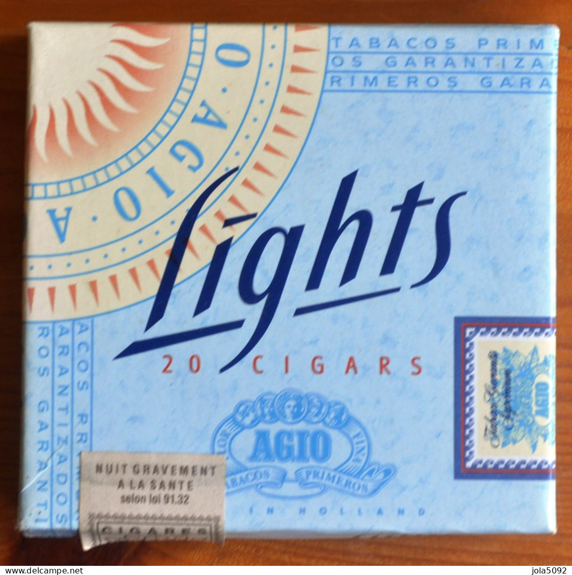 Boîte Carton - Cigarillos LIGHTS - AGIO - Autres & Non Classés