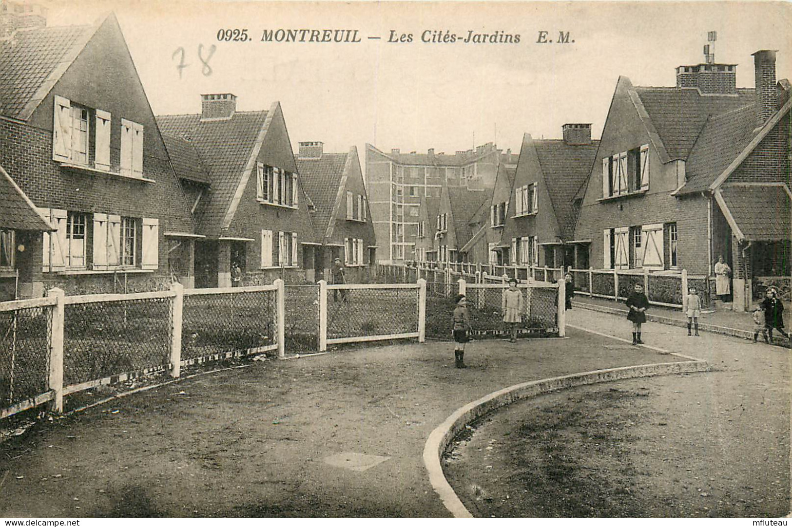 78* MONTREUIL  Les Cites Jardins      RL28,0217 - 1939-44 Iris