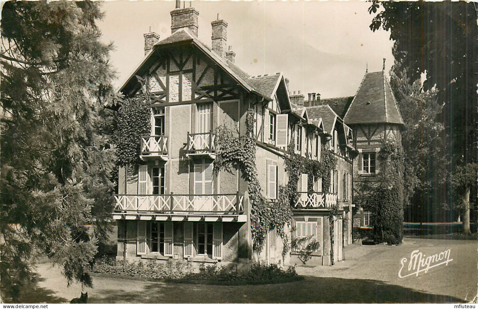 78* CLAIREFONTAINE  Le ChÃ¢teau Des Bruyeres  (CPSM 9x14cm)      RL28,0168 - 1939-44 Iris